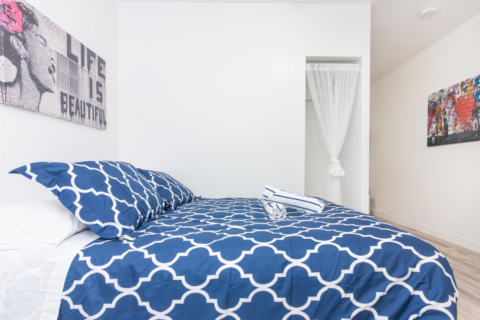 Ocean Drive Deco Apt W/2 Queen Beds, Steps 2 Beach Маями Бийч Екстериор снимка